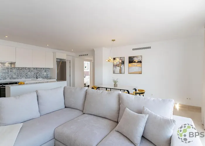 3 Beds Penthouse In Paraiso Del Golf 444 Apartment *