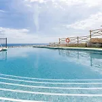 3 Beds Penthouse In Paraiso Del Golf 444
