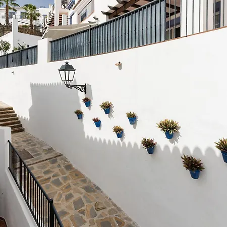 3 Beds Penthouse In Paraiso Del Golf 444