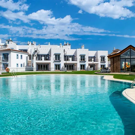 Apartment 3 Beds Penthouse In Paraiso Del Golf 444 *