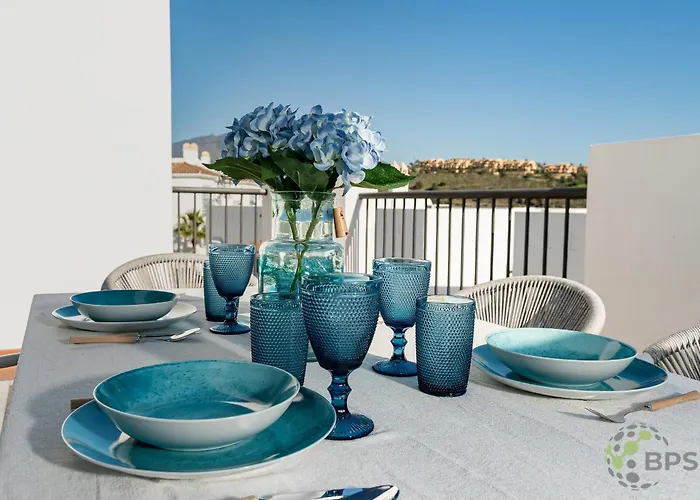 3 Beds Penthouse In Paraiso Del Golf 444 *