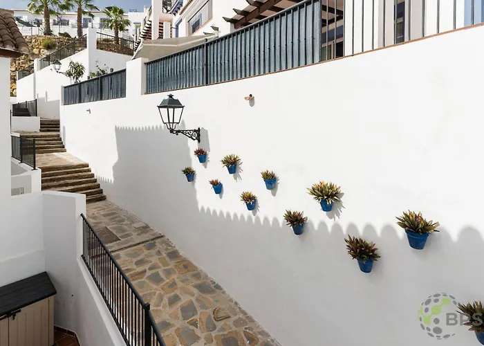 3 Beds Penthouse In Paraiso Del Golf 444