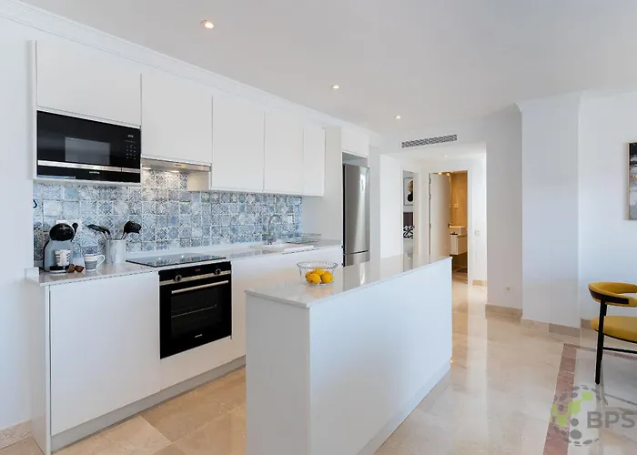 3 Beds Penthouse In Paraiso Del Golf 444